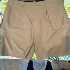 Callaway men’s golf shorts